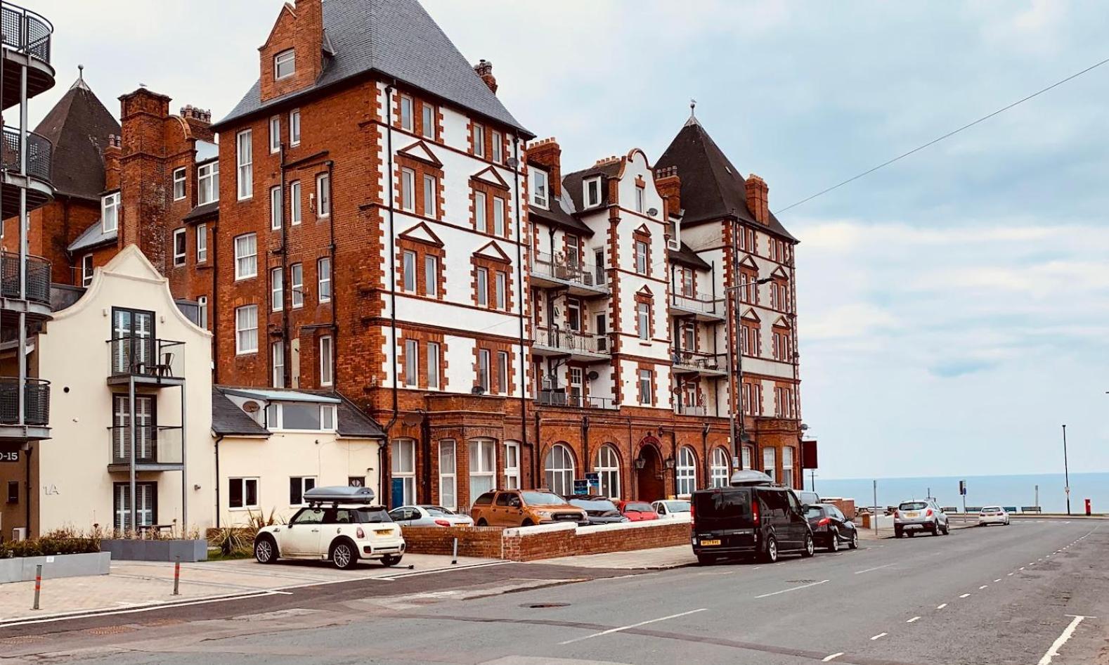 Retro Retreat, Sea View, Free Parking & Ev Plug-In Villa Whitby Eksteriør bilde