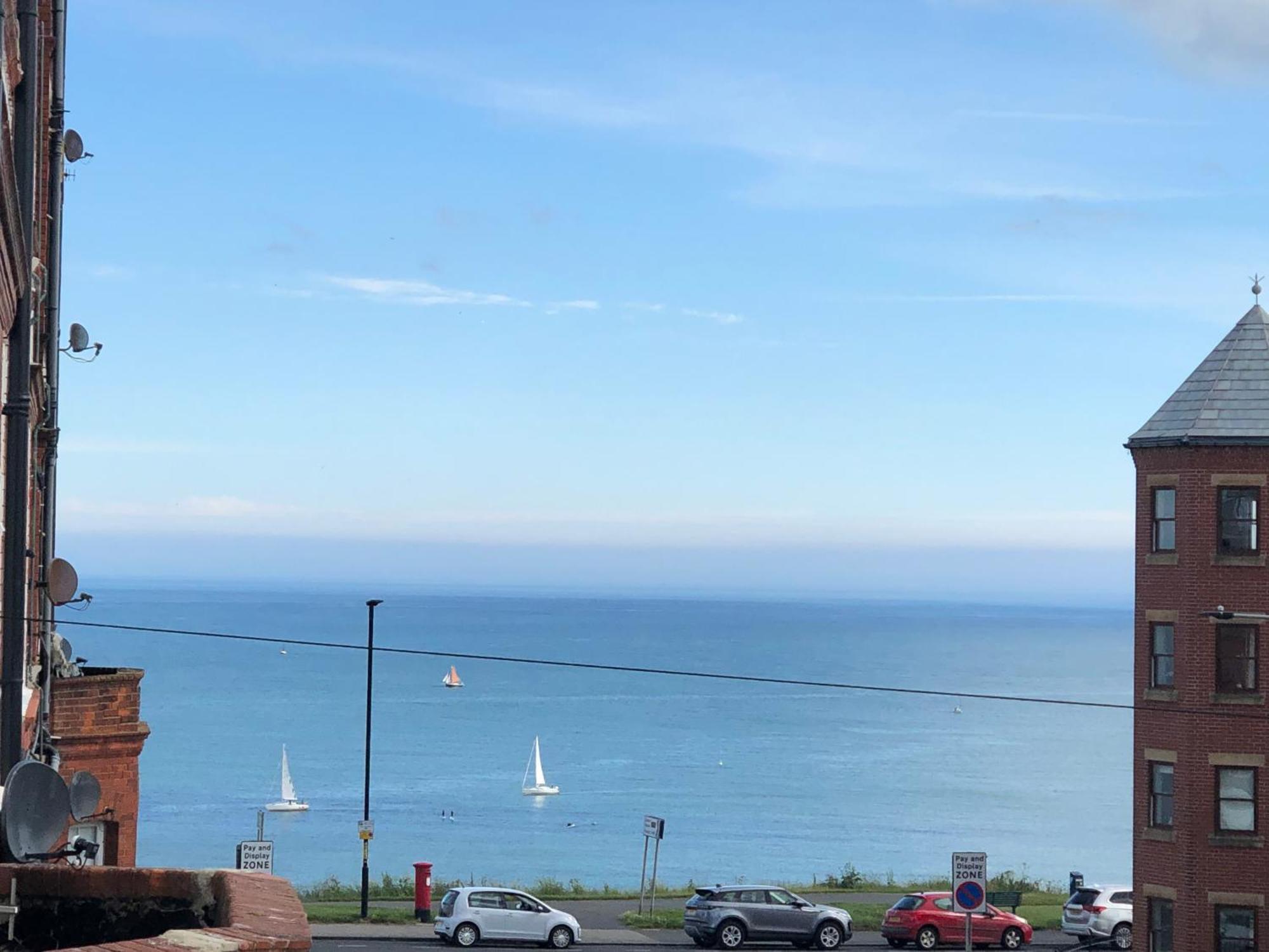 Retro Retreat, Sea View, Free Parking & Ev Plug-In Villa Whitby Eksteriør bilde